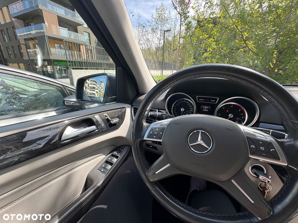 Mercedes-Benz ML 350 BlueTEC 4MATIC 7G-TRONIC Edition 1 - 13