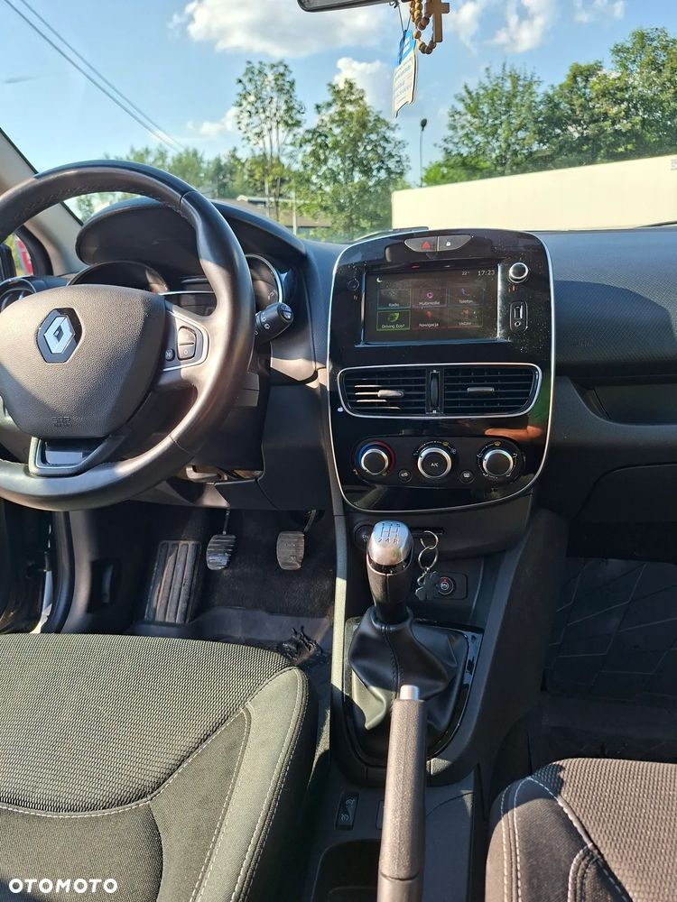 Renault Clio - 14