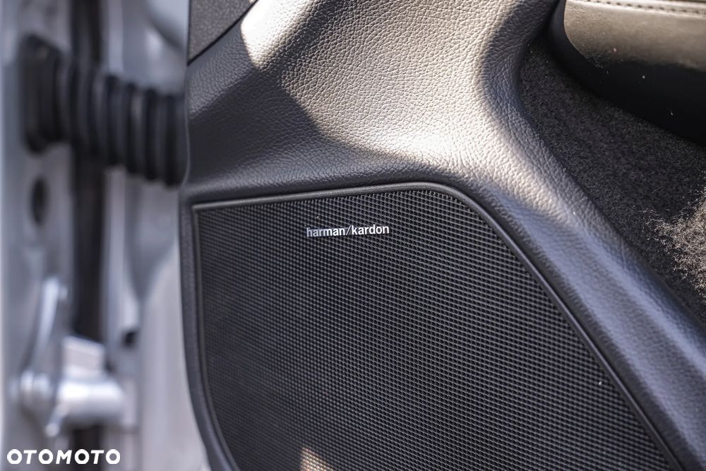 Mercedes-Benz Klasa C 63 AMG Coupe AMG SPEEDSHIFT MCT Edition 507 - 28