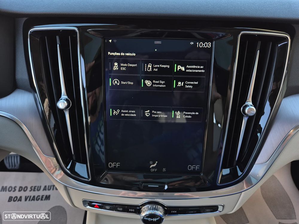 Volvo V60 2.0 D3 Momentum Plus - 27