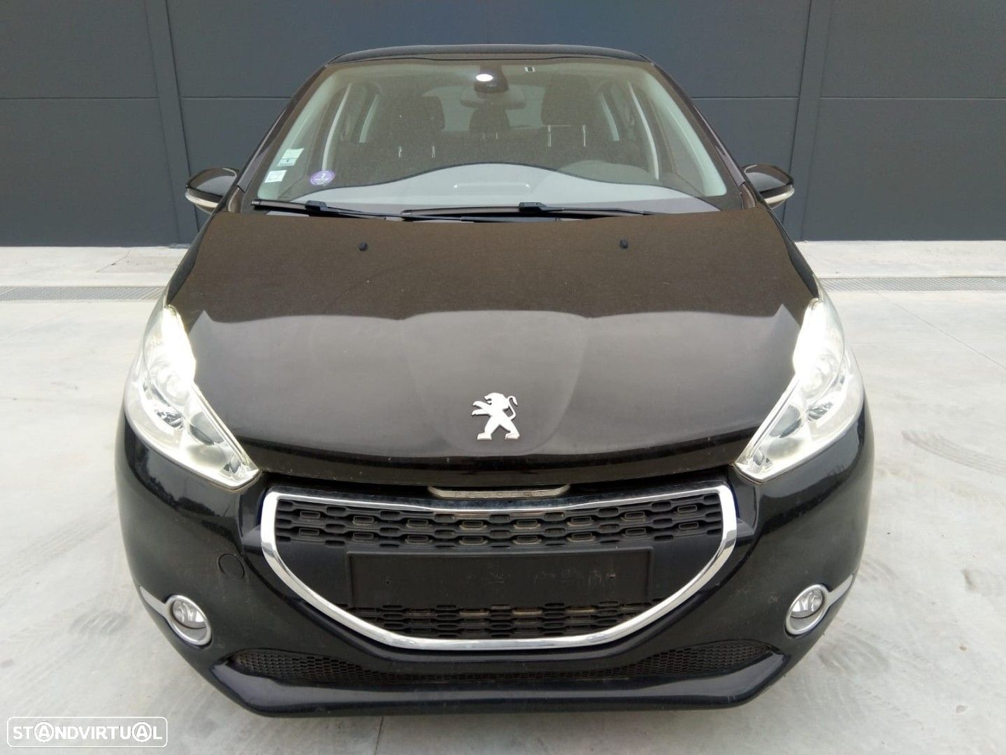 Peugeot 208 I 1.2 VTi 82cv - 2012 - Para Peças - 1