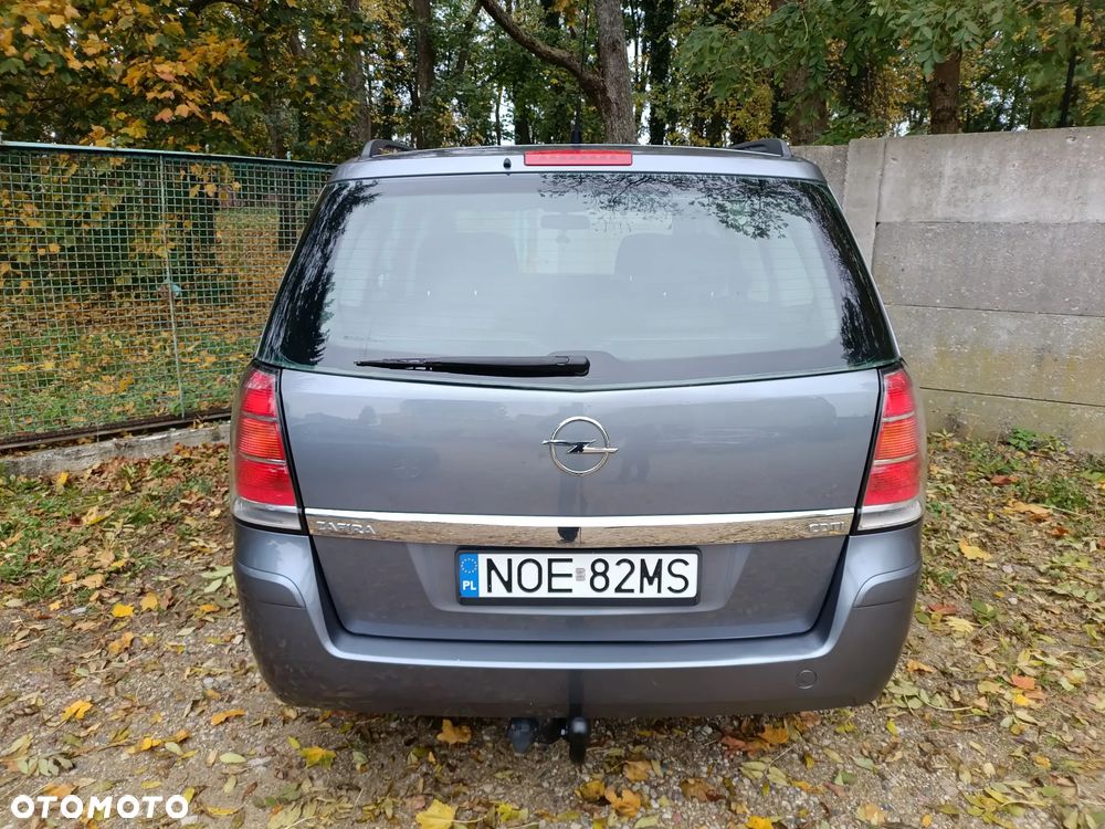 Opel Zafira - 14