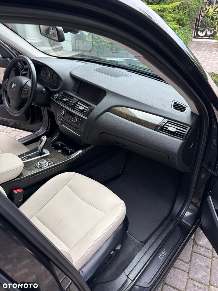 BMW X3 28i xDrive - 15