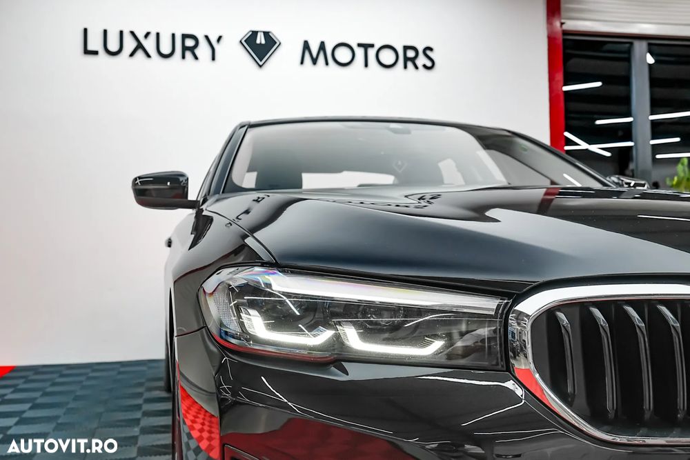 BMW Seria 5 520i Aut. Sport Line - 17