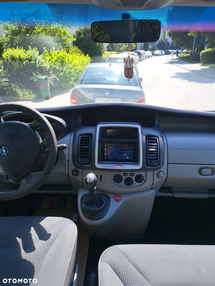 Opel Vivaro L2H1 2.9t Essentia - 10