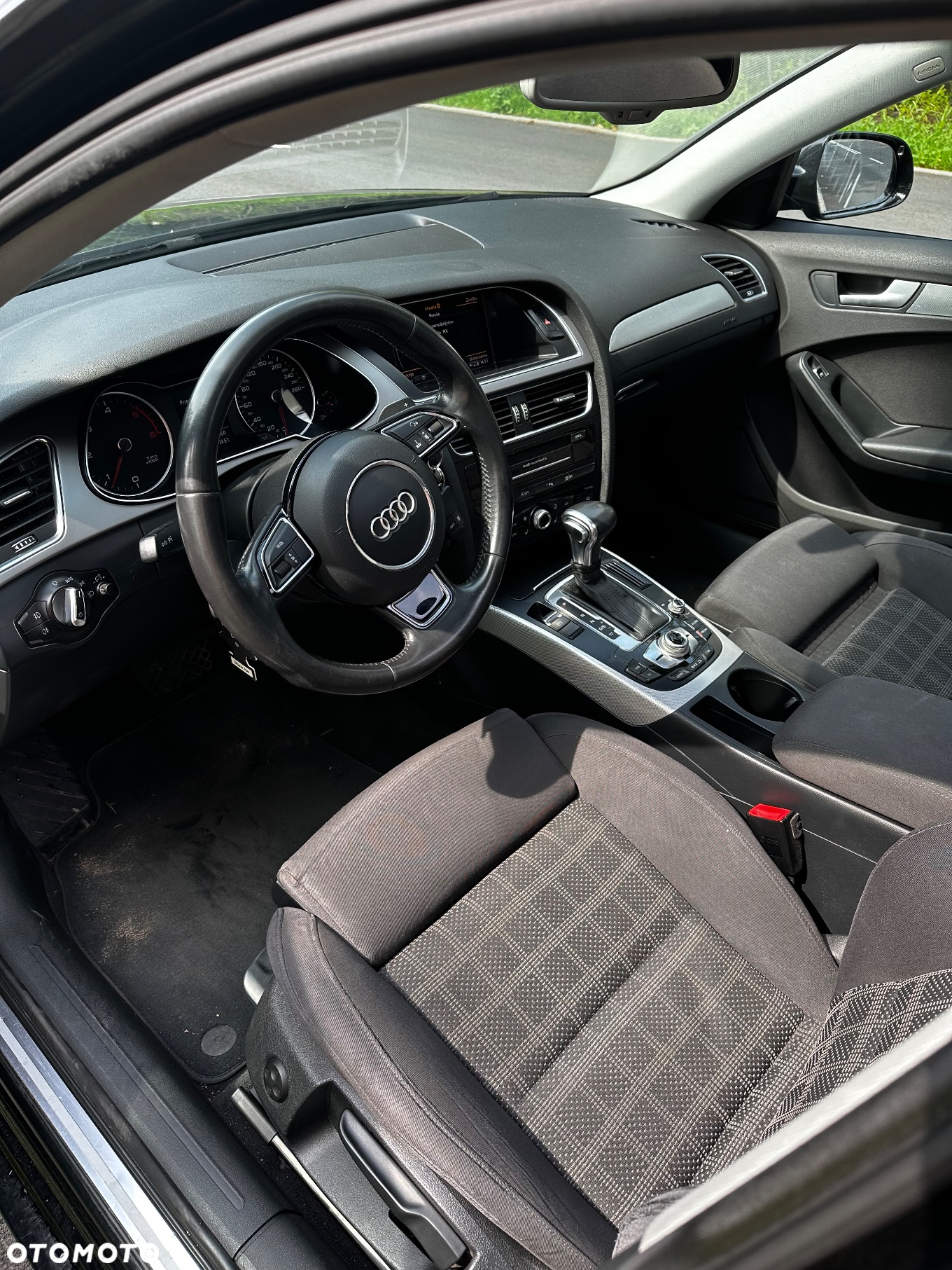 Audi A4 Avant - 9