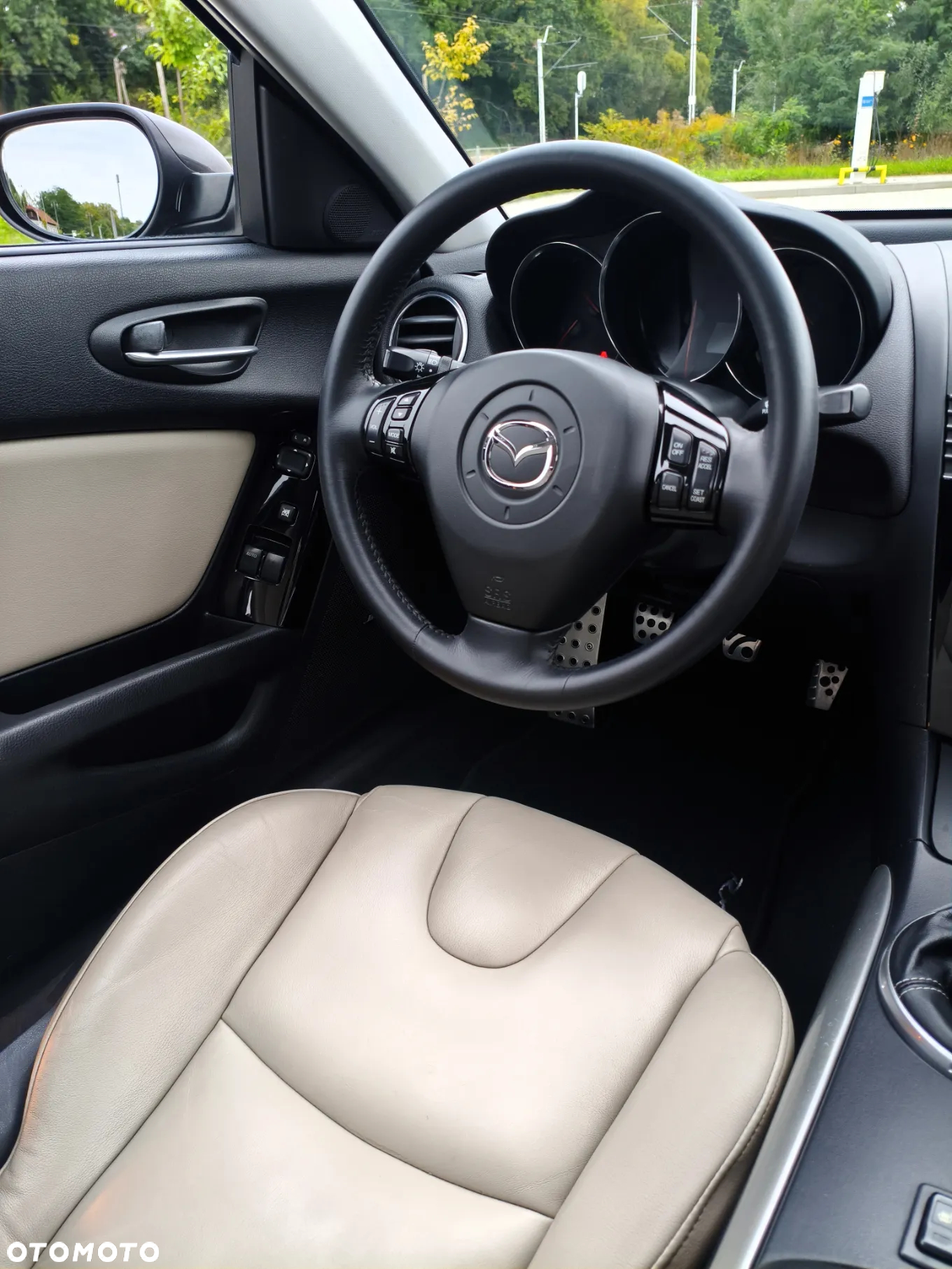 Mazda RX-8 Revolution - 32