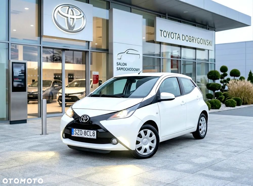 Toyota Aygo x-play touch - 1