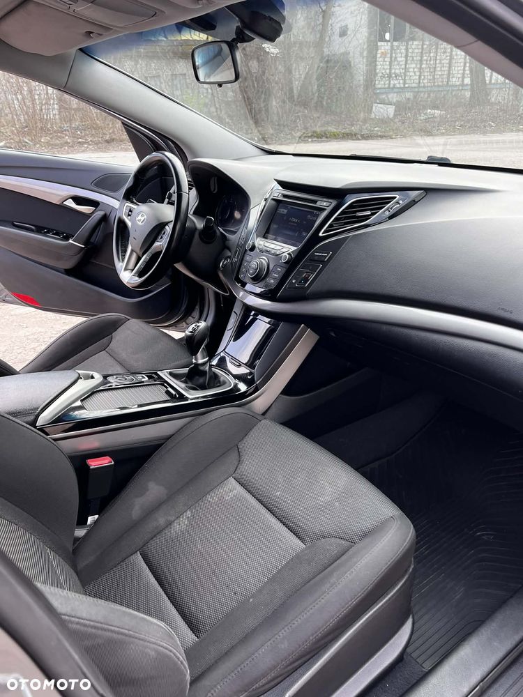 Hyundai i40 1.7 CRDi Comfort - 18