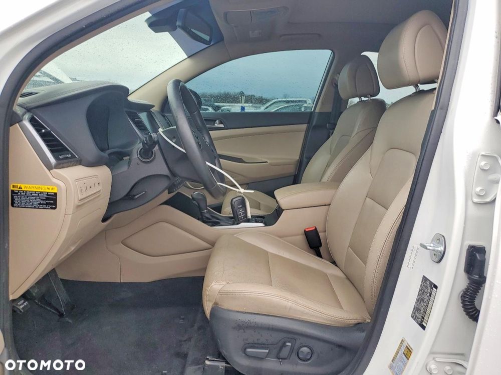 Hyundai Tucson 1.6 GDi 4WD DCT Premium - 7