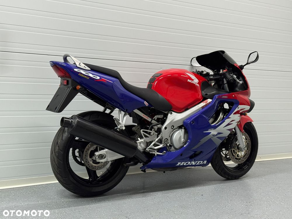 Honda CBR - 3