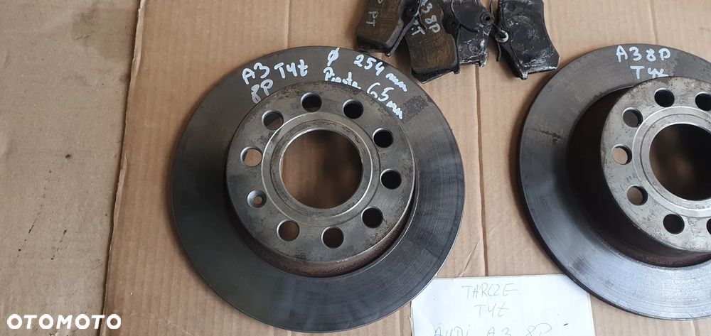 Tarcze hamulcowe tył tylne klocki Audi A3 8P 255MM - 2