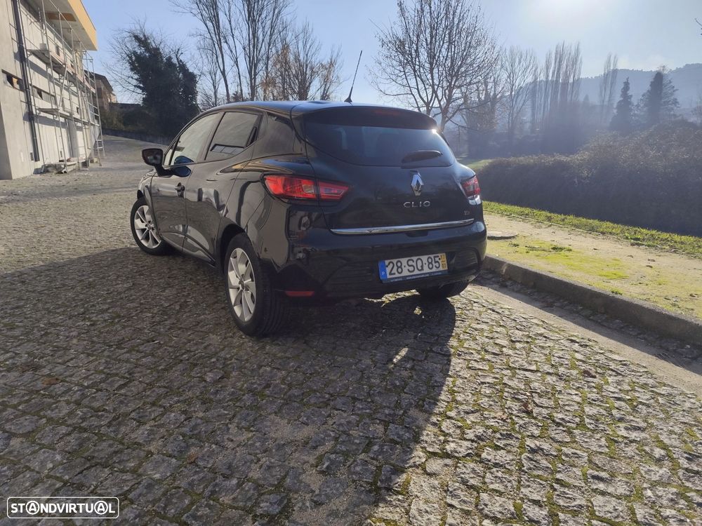 Renault Clio 0.9 TCe Limited - 8