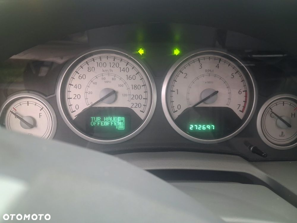 Chrysler Grand Voyager - 1
