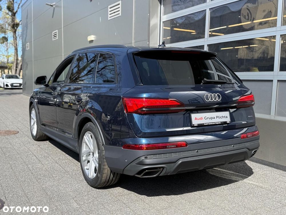 Audi Q7 - 11