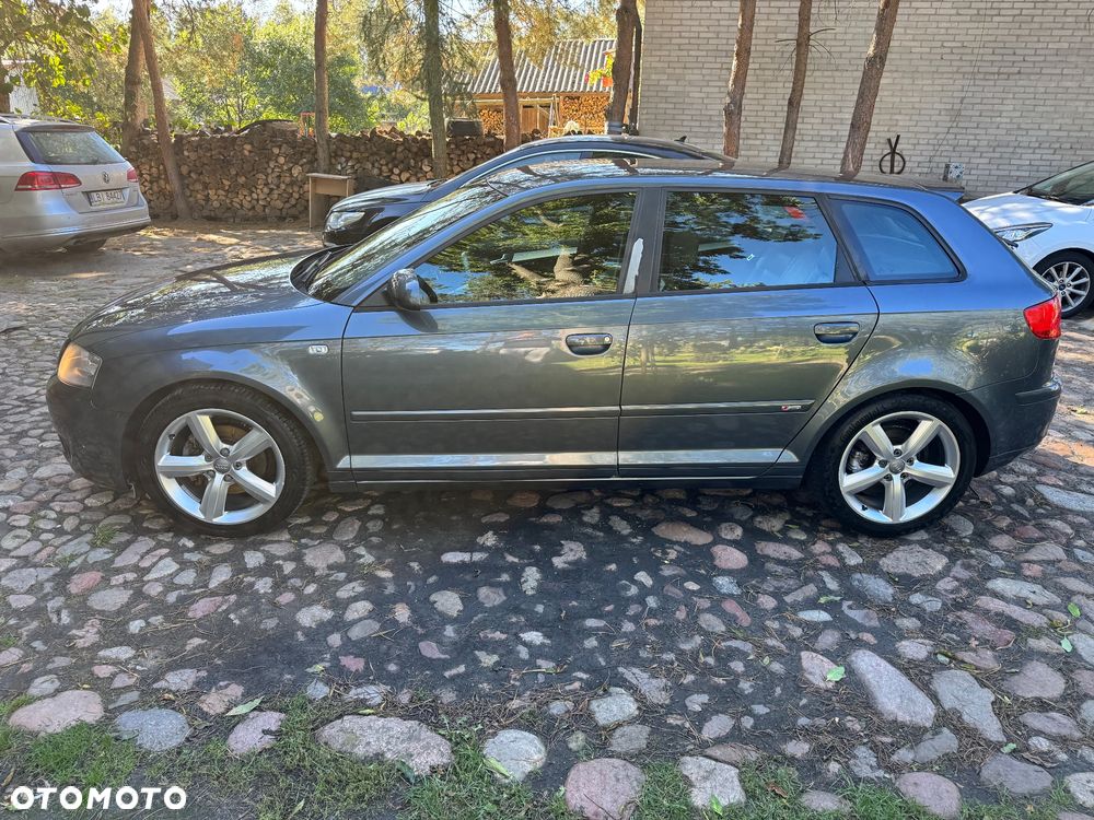 Audi A3 Sportback 1.9 TDI S line Sportpaket plus - 11
