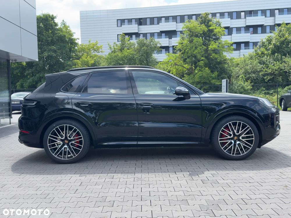 Porsche Cayenne S E-Hybrid PHEV Black Edition - 4