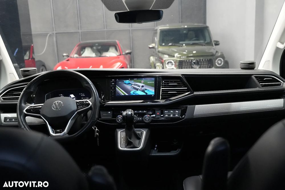 Volkswagen Multivan - 29