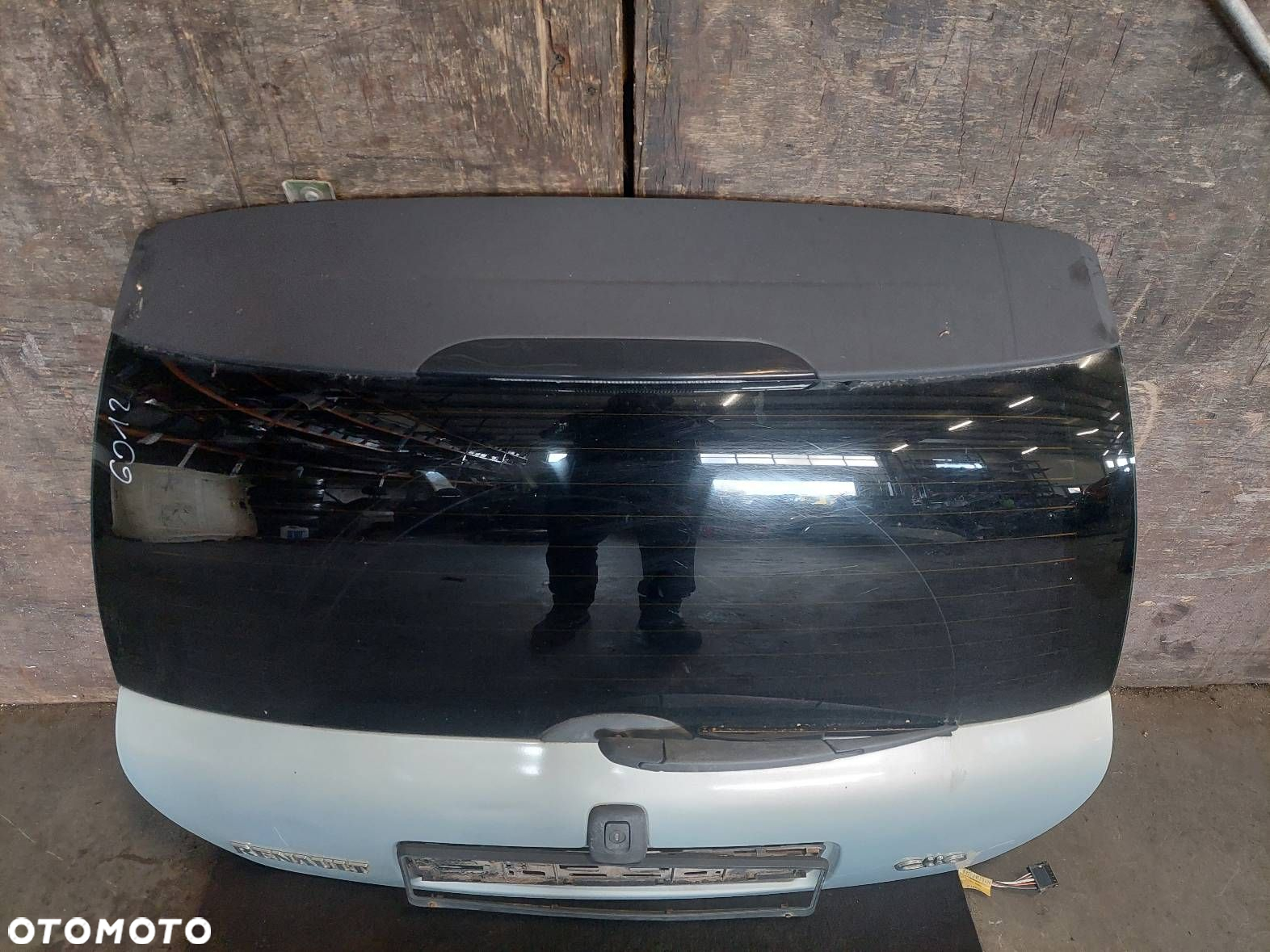 KOMPLETNY TYŁ KLAPA BAGAŻNIKA ZDERZAK TYŁ LAMPY RENAULT CLIO II MV632 - 10