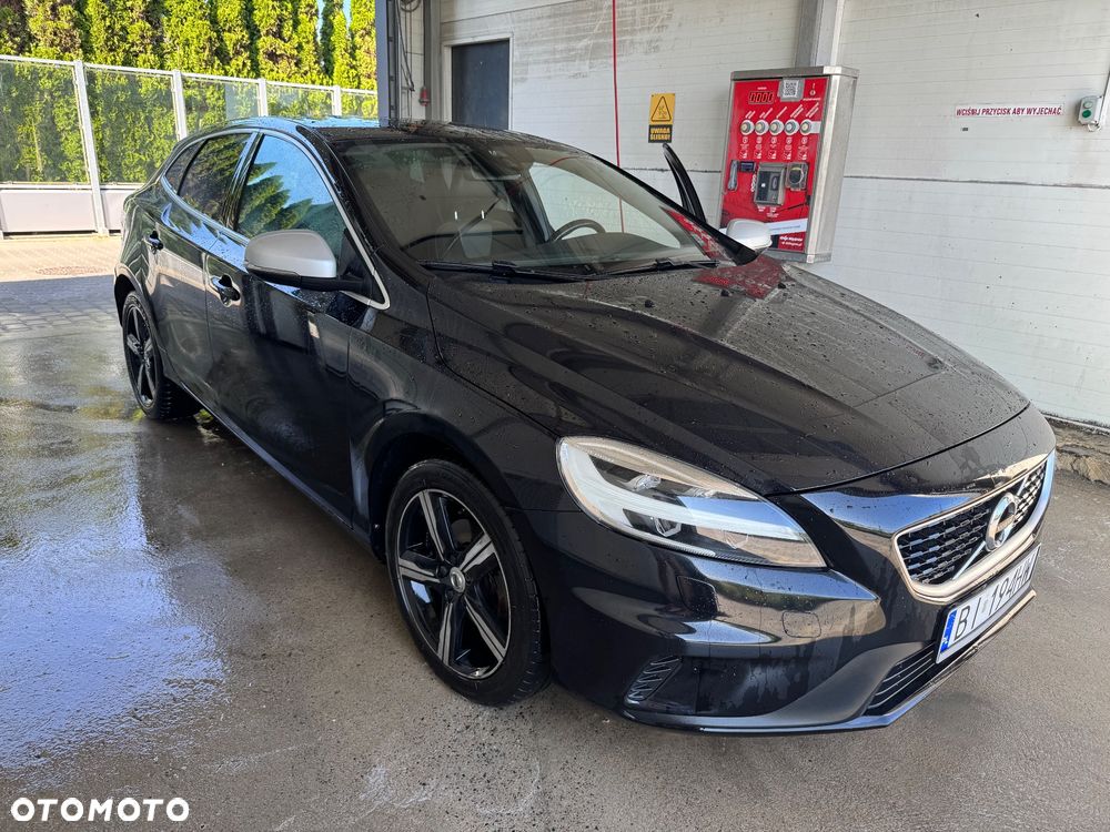 Volvo V40 D2 Drive-E R-Design Momentum - 9