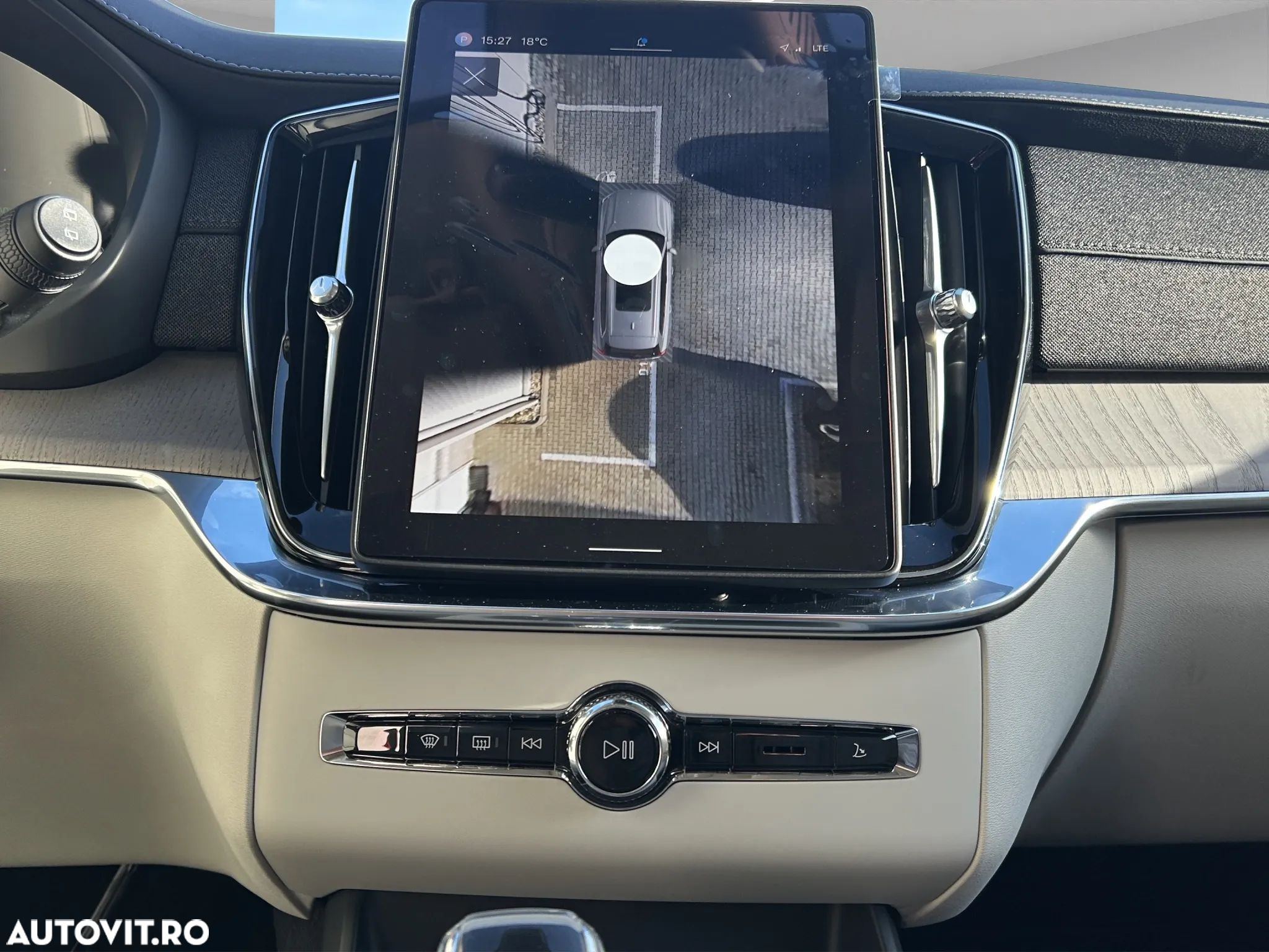 Volvo XC 90 - 18
