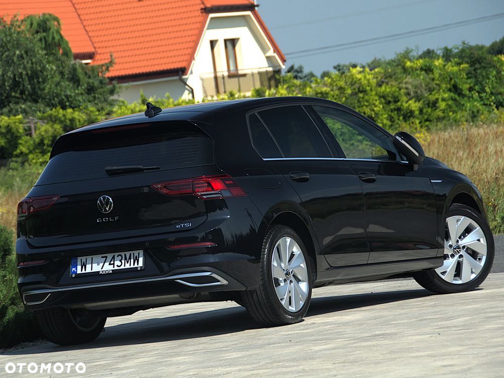 Volkswagen Golf 1.5 eTSI Style DSG - 18