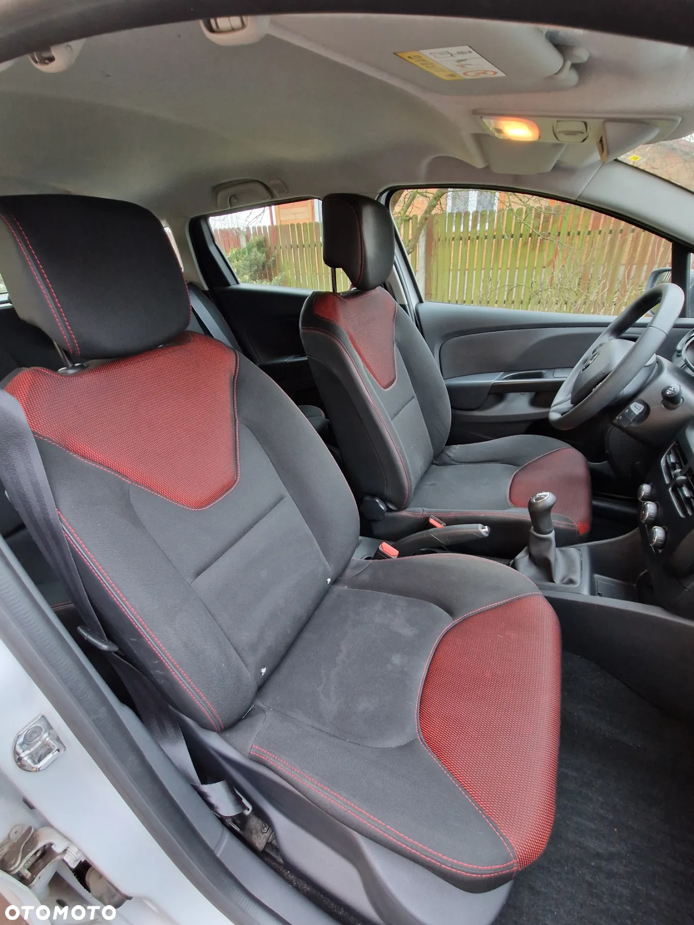 Renault Clio 1.2 16V Life - 9