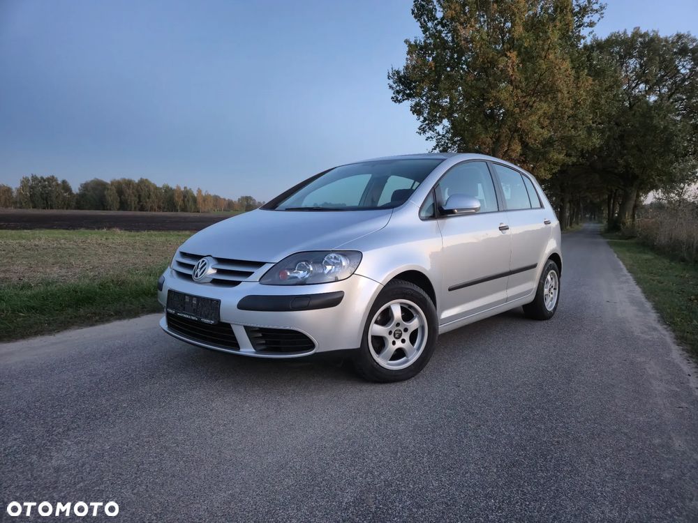 Volkswagen Golf Plus - 32