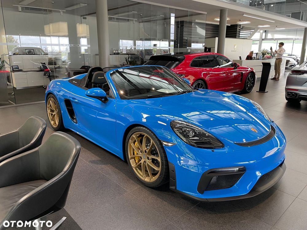 Porsche 718 Spyder - 24
