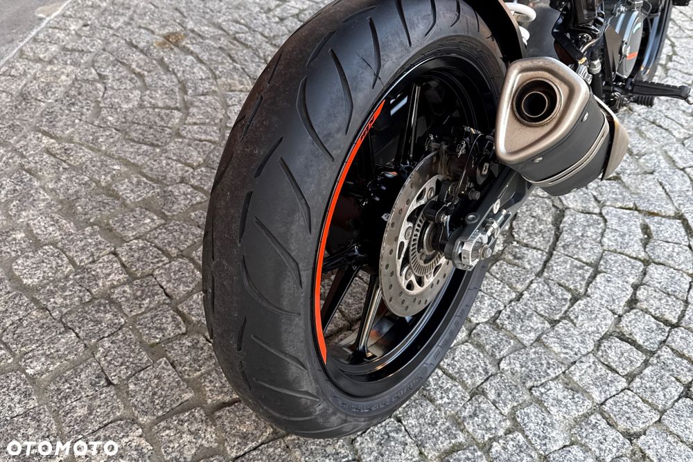 KTM Duke - 12