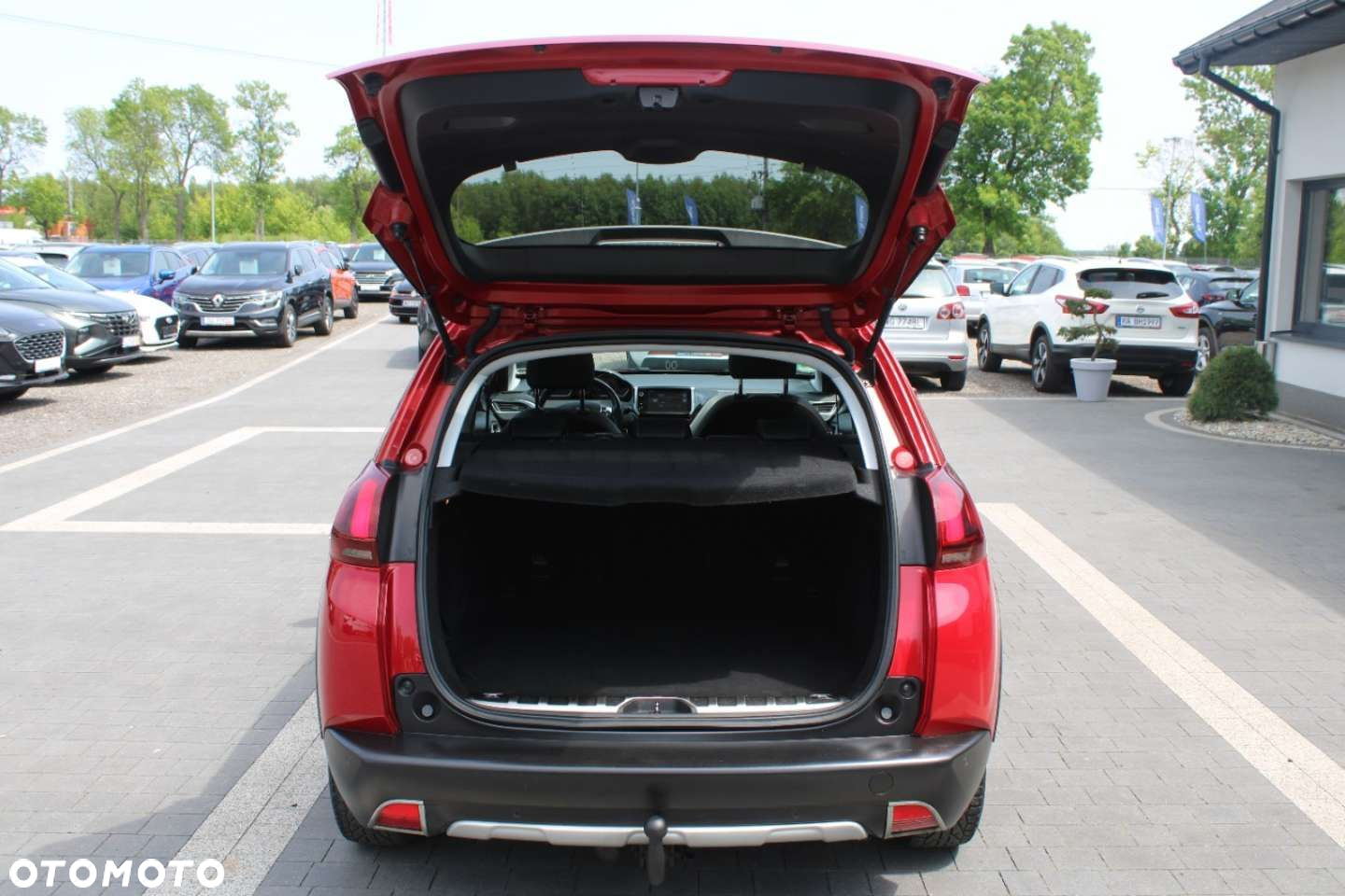 Peugeot 2008 - 12