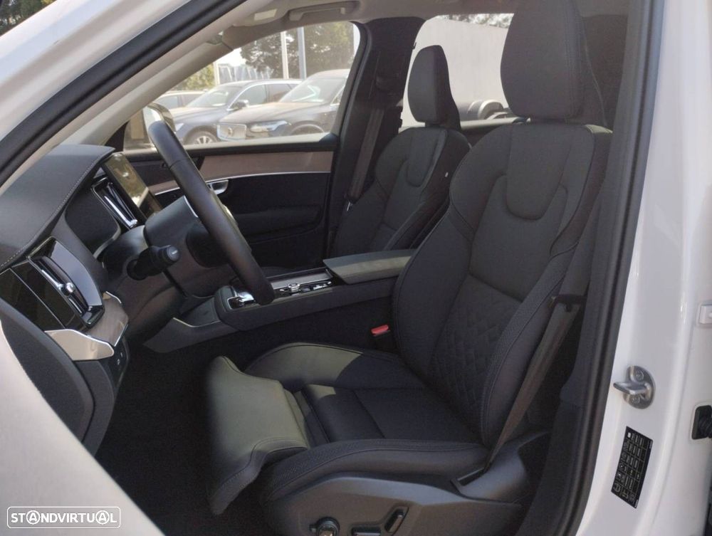 Volvo XC 90 2.0 T8 PHEV Plus Dark AWD - 4