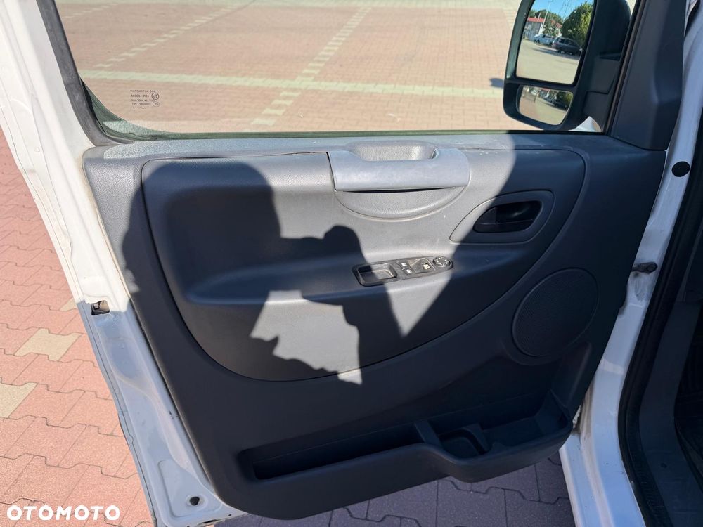 Peugeot EXPERT - 2