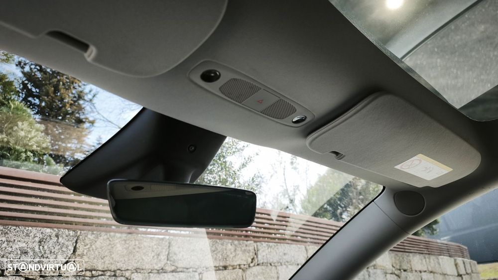 Tesla Model Y Tração Traseira - 27