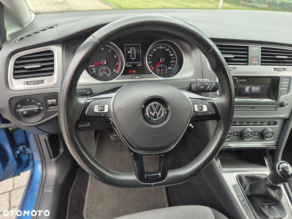 Volkswagen Golf 1.2 TSI BlueMotion Technology Comfortline - 25
