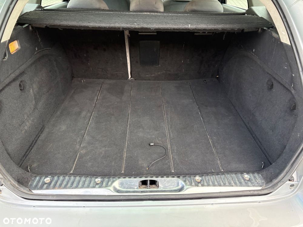 Peugeot 407 2.0 HDI ST Komfort EU4 - 9
