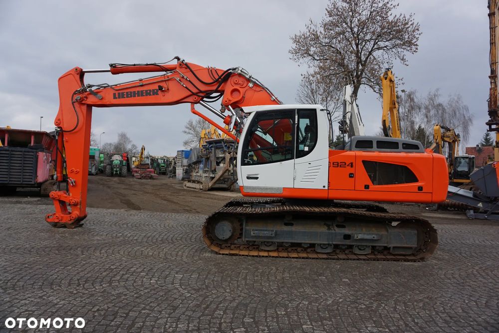 Liebherr 924 LC - 6