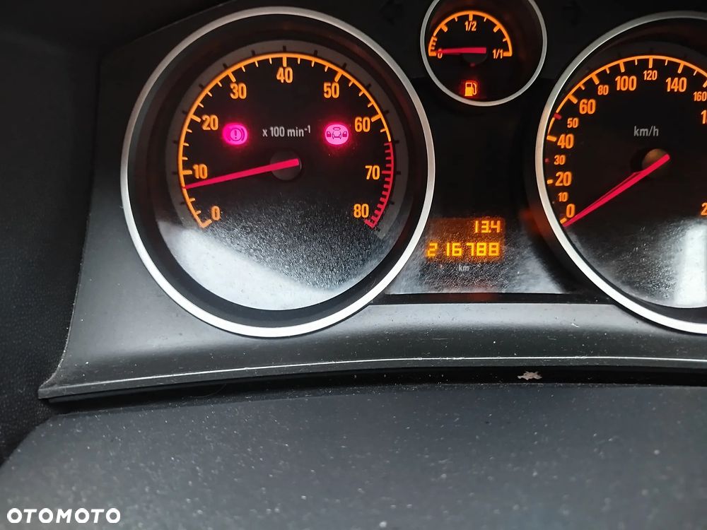 Opel Astra 1.8 Cosmo - 32