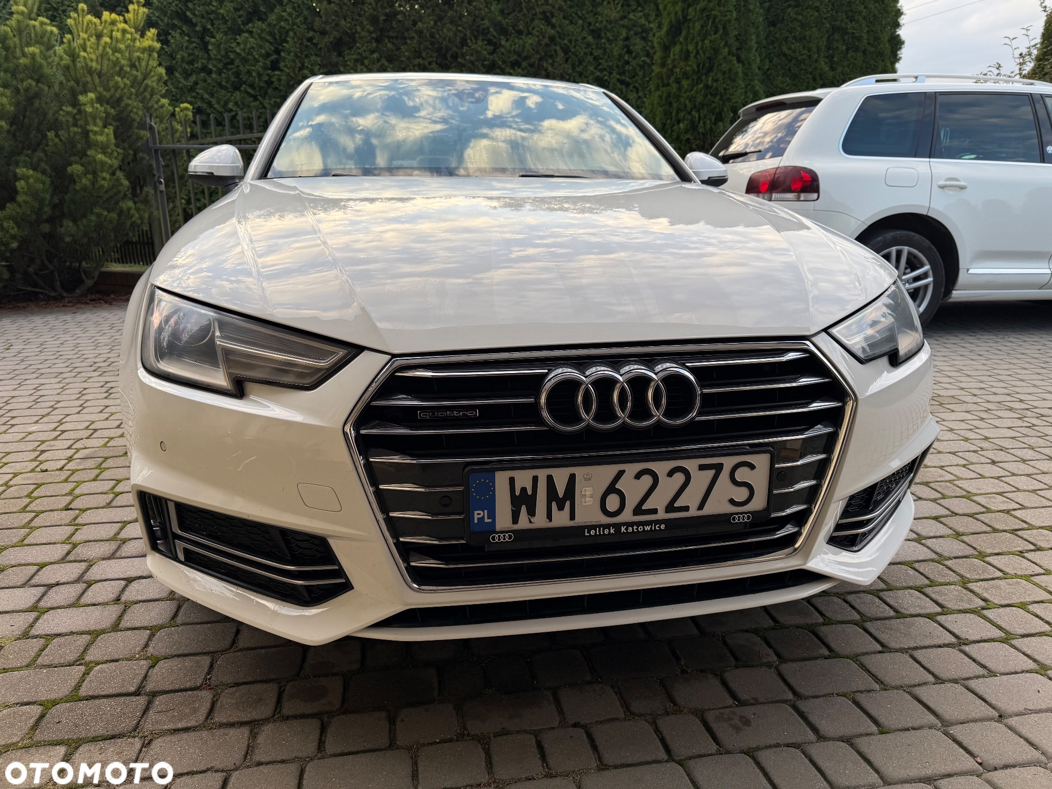 Audi A4 - 4