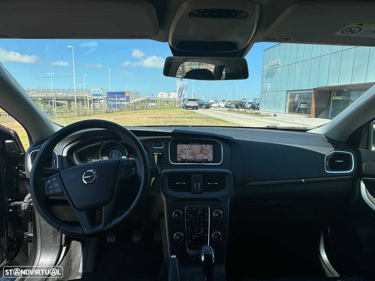 Volvo V40 2.0 D2 Kinetic Geartronic - 12