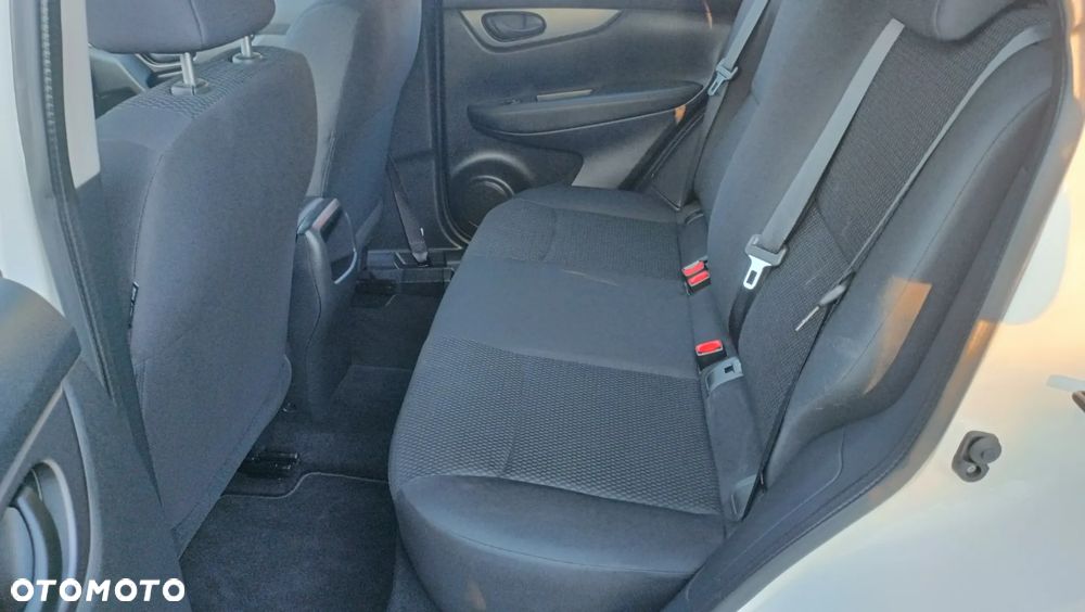Nissan Qashqai - 9
