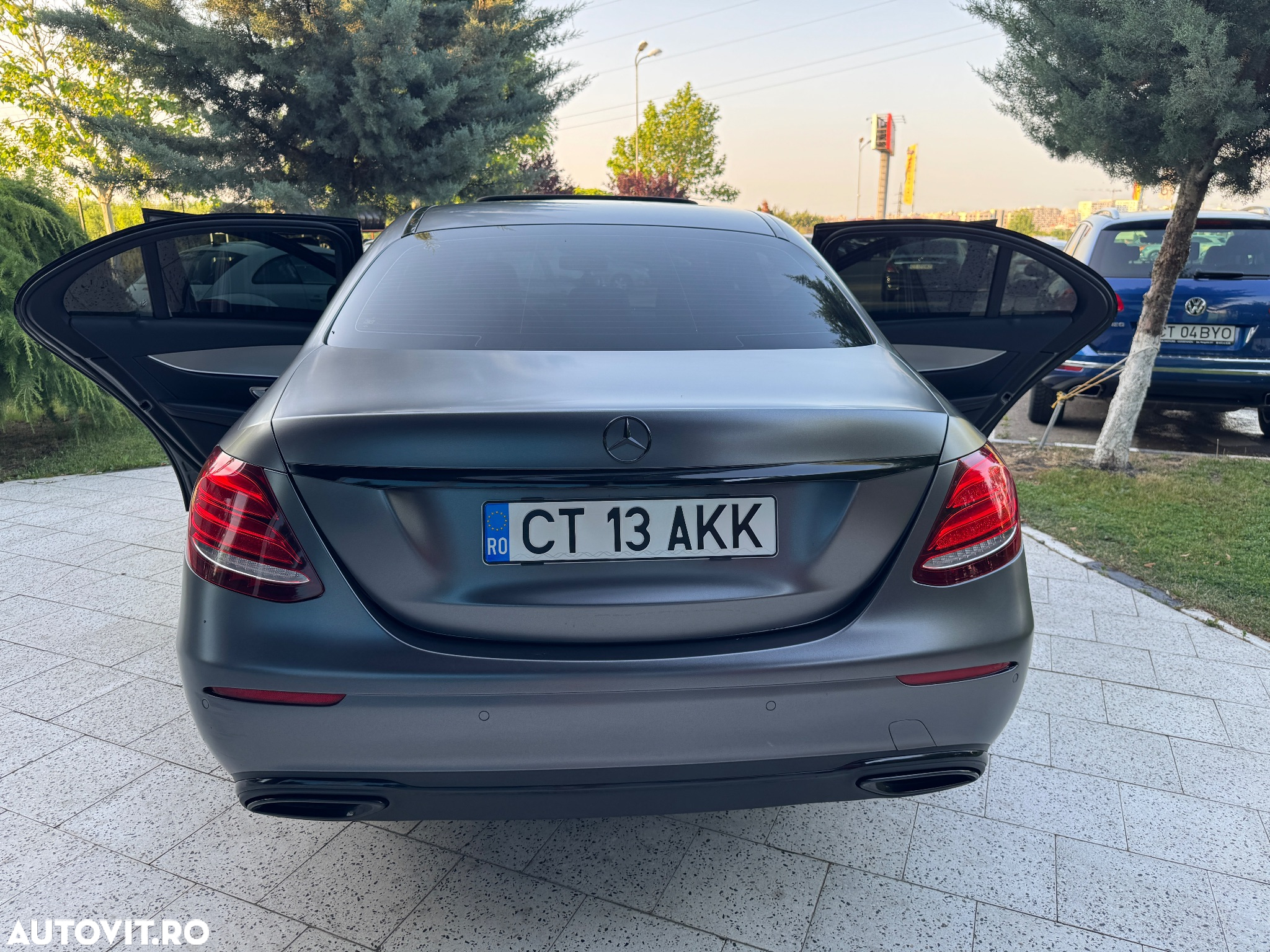 Mercedes-Benz E 200 d T 9G-TRONIC - 27
