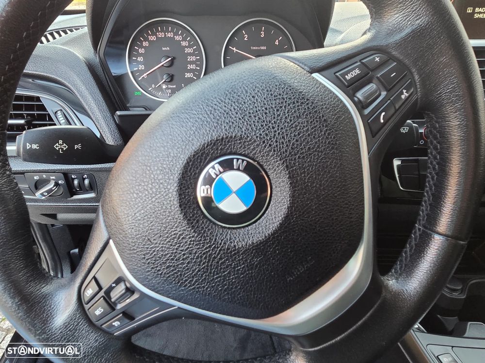 BMW 116 d Line Urban Auto - 12