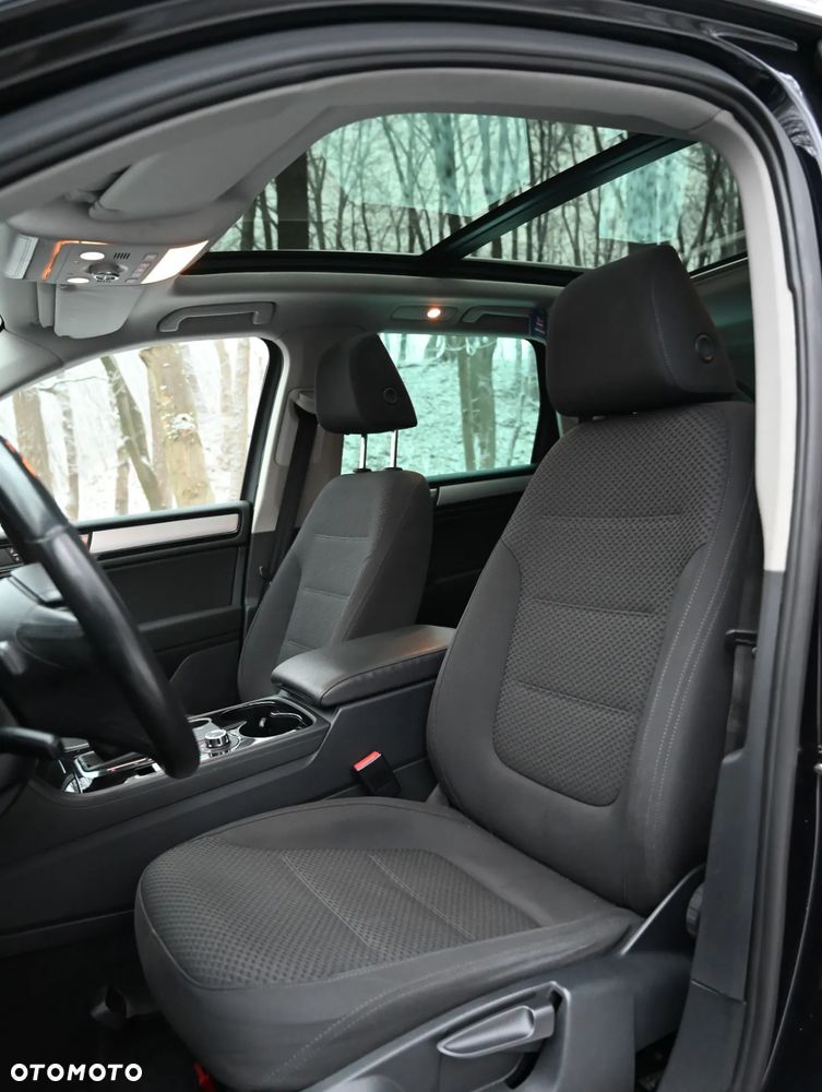 Volkswagen Touareg - 34