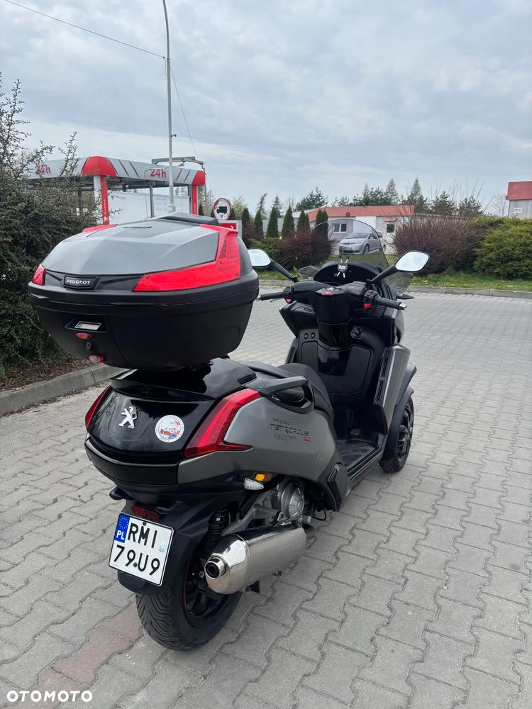 Peugeot Metropolis - 4