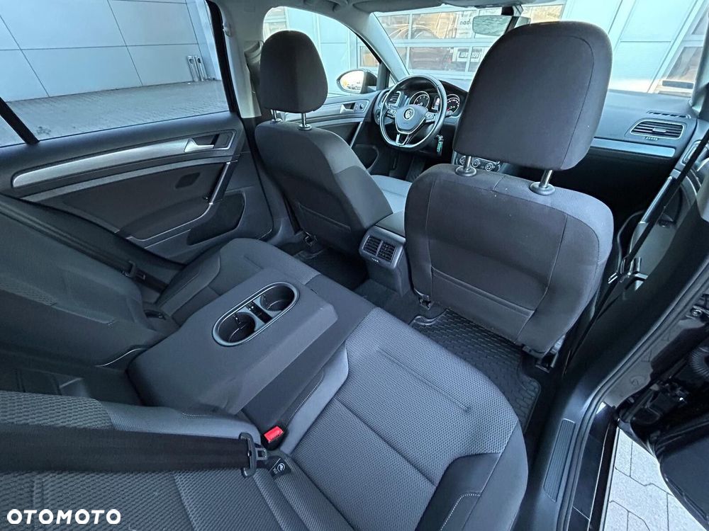 Volkswagen Golf 1.4 TSI BMT Comfortline DSG - 9