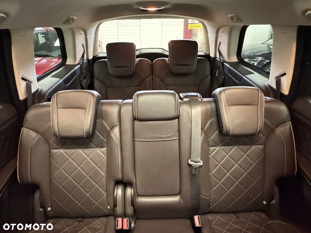 Mercedes-Benz GLS - 8