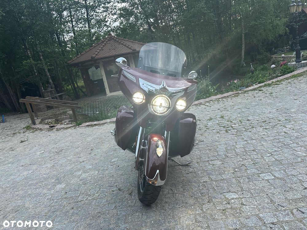 Indian Roadmaster - 15