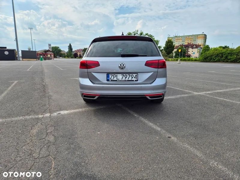 Volkswagen Passat 2.0 TDI Elegance DSG - 6