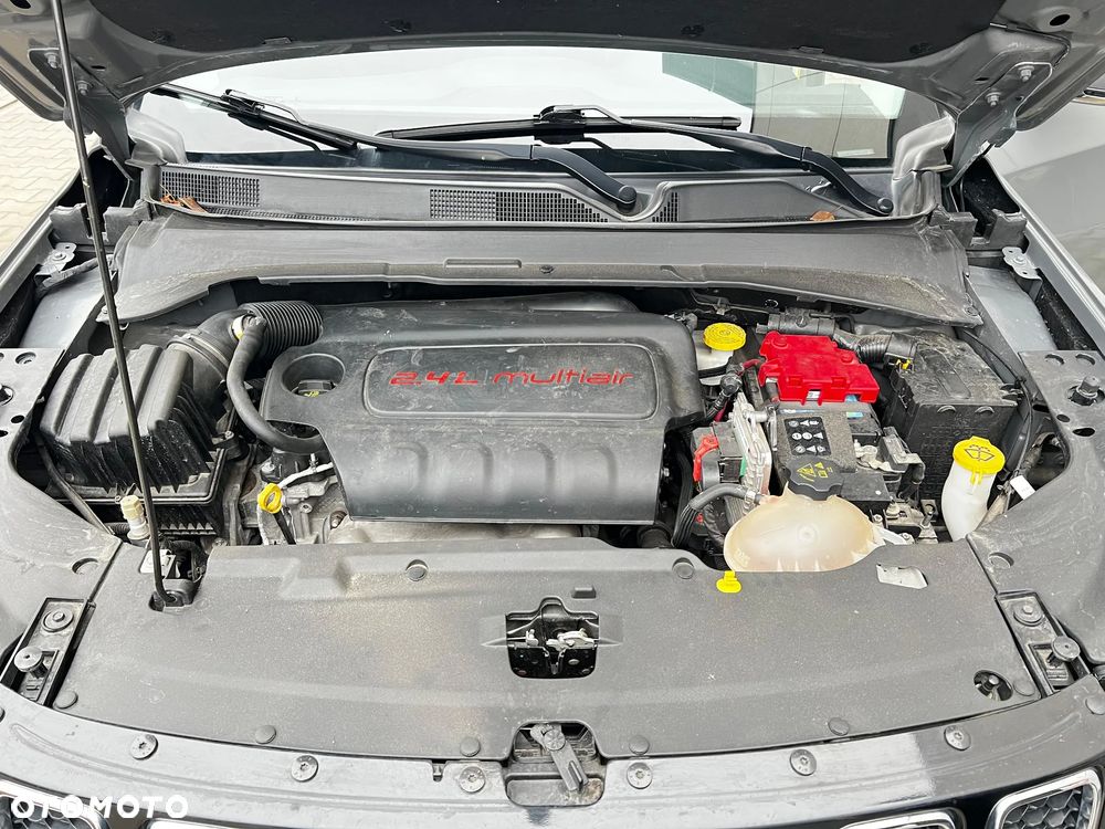 Jeep Compass 2.4I 4x4 CVT Limited - 16